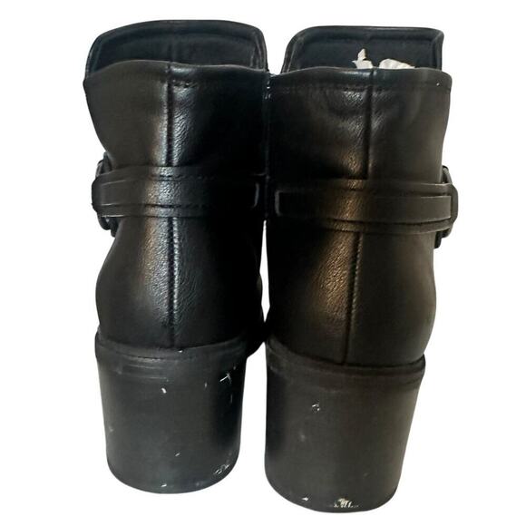Baretraps Felicia Vegan Leather Chunky Heel Side Zip Black Ankle Boots Sz 8.5 M - Picture 12 of 16